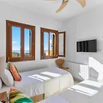 2 Bedroom Thalassa With Sea And Sunset Views, Aphrodite Hills 아파트