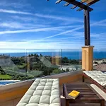 아파트 2 Bedroom Thalassa With Sea And Sunset Views, Aphrodite Hills 코우클리아