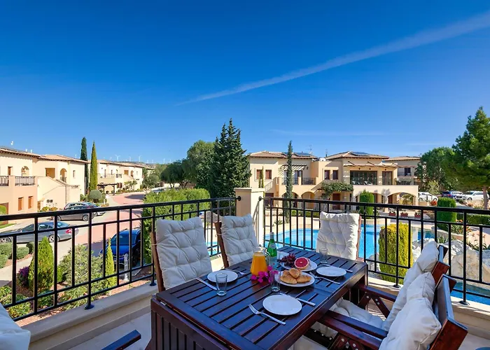 2 Bedroom Thalassa With Sea And Sunset Views, Aphrodite Hills アパート *