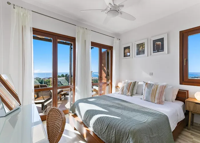 2 Bedroom Thalassa With Sea And Sunset Views, Aphrodite Hills * クークリア