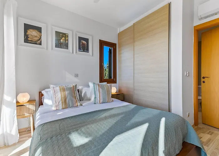 2 Bedroom Thalassa With Sea And Sunset Views, Aphrodite Hills