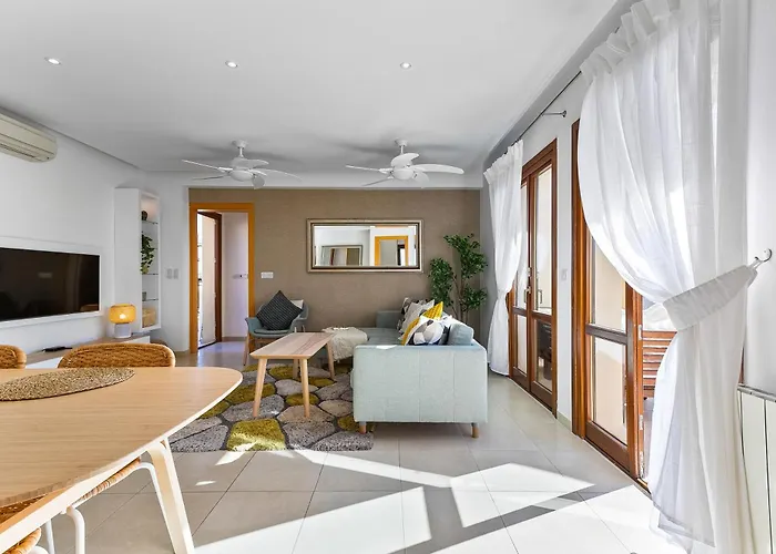 2 Bedroom Thalassa With Sea And Sunset Views, Aphrodite Hills * クークリア