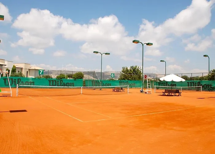 2 Bedroom Thalassa With Sea And Sunset Views, Aphrodite Hills アパート クークリア